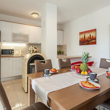 Apartment Klara Biograd Na Moru Extérieur photo