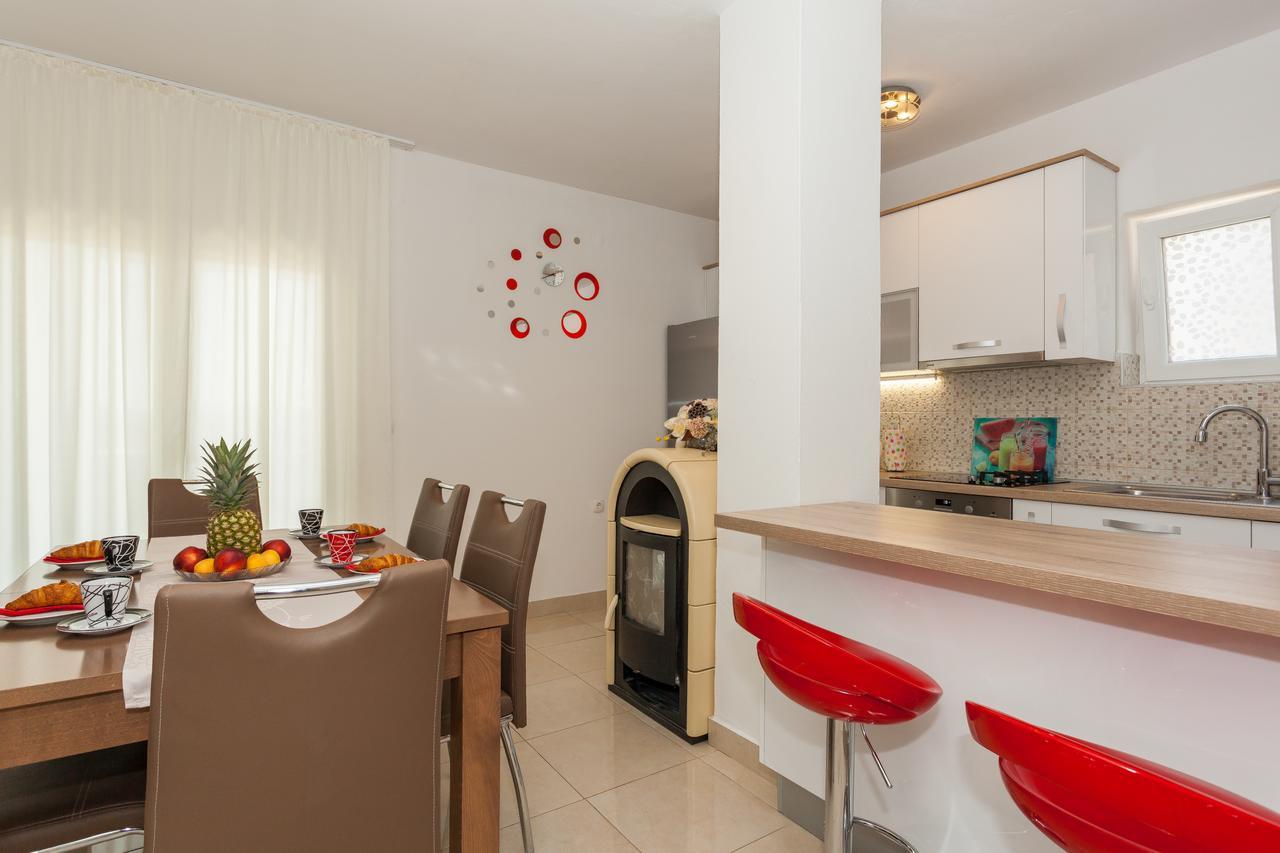 Apartment Klara Biograd Na Moru Extérieur photo